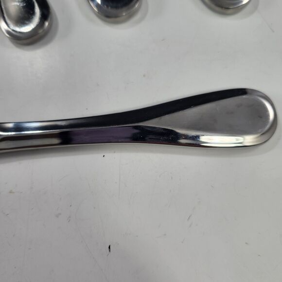 MIKASA Set 7 Serrated Steak Knives BRAVO Pattern Stainless 18/10 Rounded Handle - Picture 3 of 7